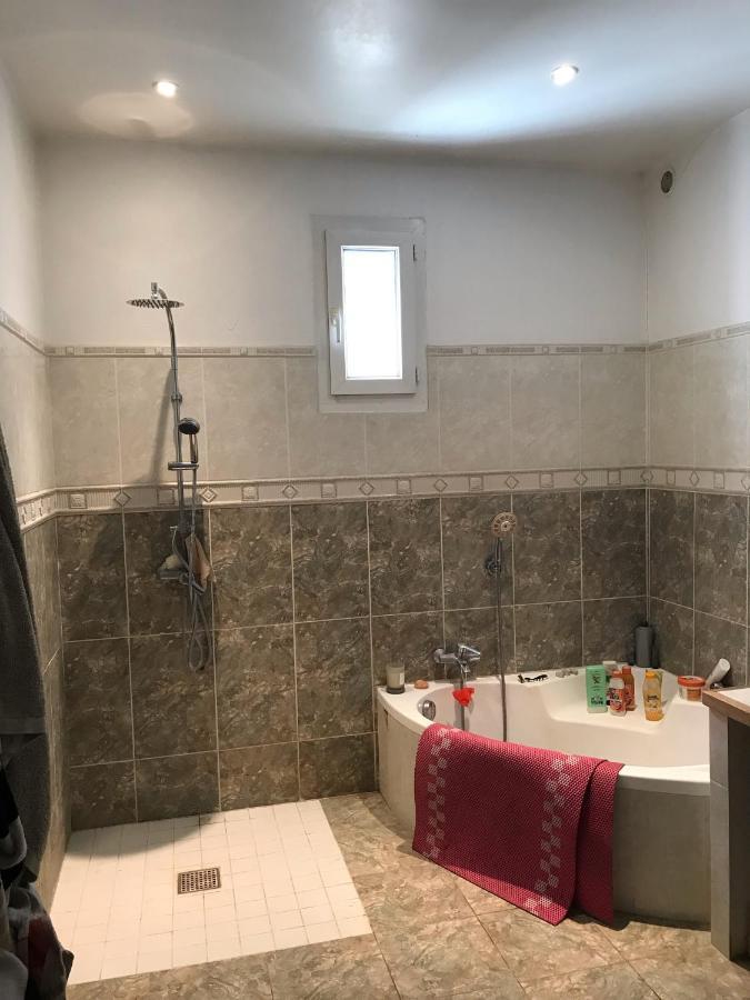 Ferienwohnung Chambre Chez L Habitant Châteaurenard Exterior foto